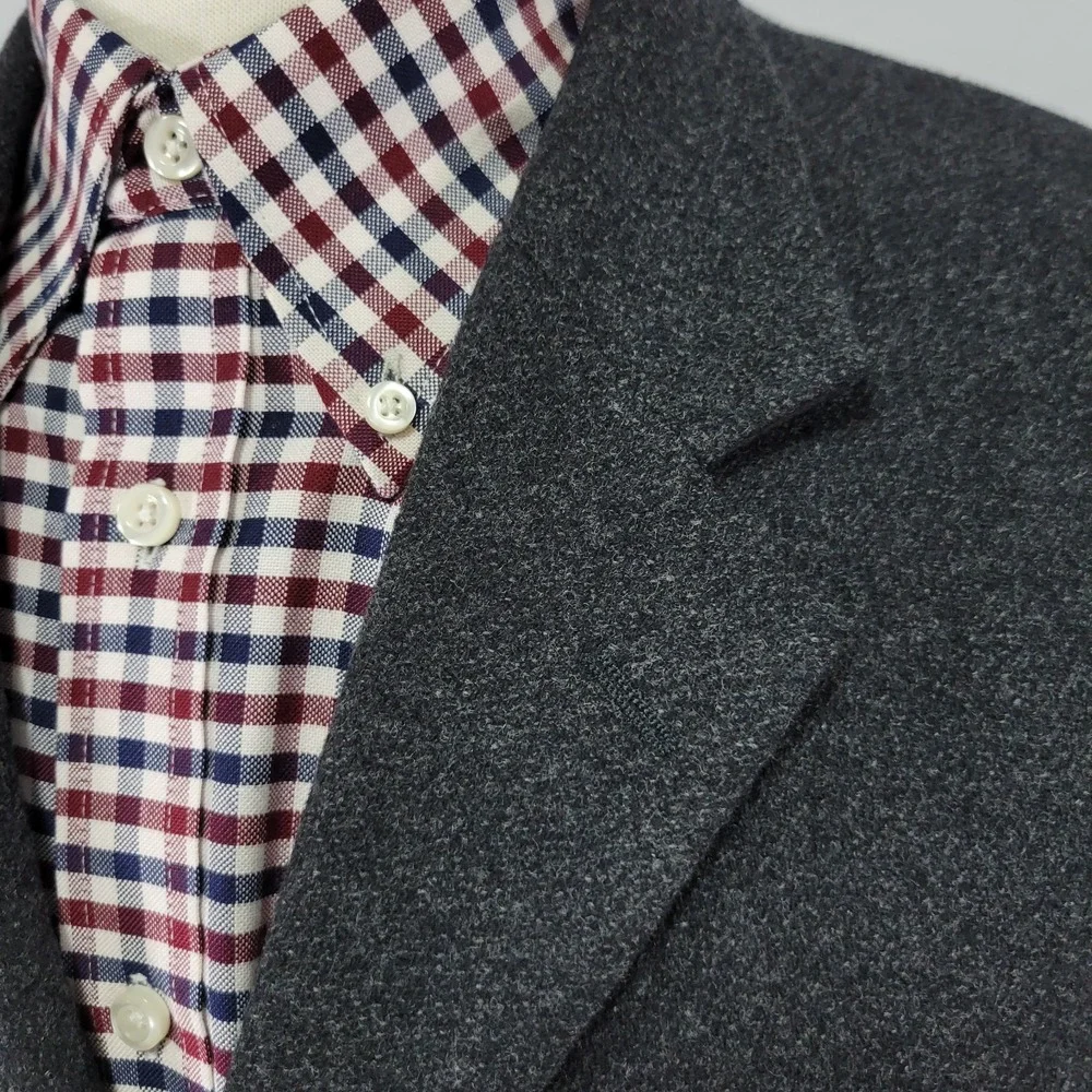 Jones New York Men's Sport‎ Coat Blazer Three Button Gray Flannel Poly Wool 42R